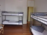 호스텔 402  호텔