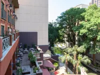 Hotel Valencia Riverwalk Hotels near Mahnke Park