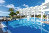 Hotel Riu Palace Jandia - Uima-altaat