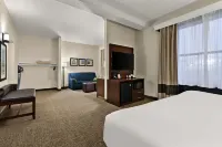 Comfort Suites