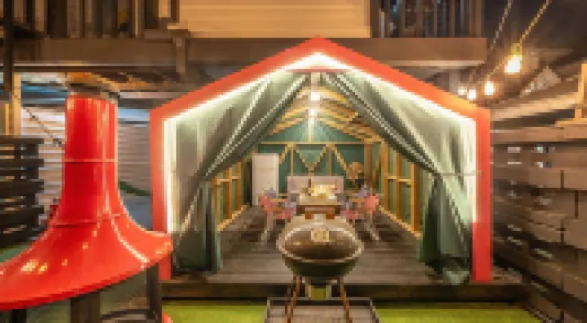 加平東班84露營&泳池別墅