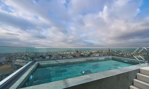 Sigma Luxury Apartments & Suites