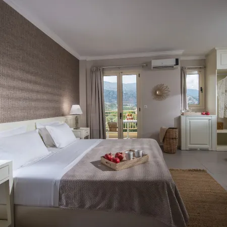 Notos Heights Hotel & Suites