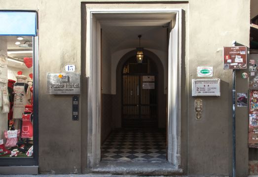 호텔 코스탄티니