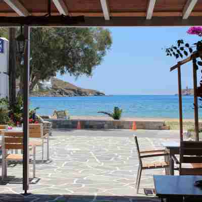 Mare Monte Dining/Meeting Rooms