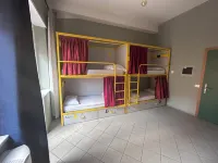 โรม่า สเกาต์ เซ็นเตอร์ - โฮสเทล