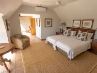 Rockfig Lodge Madikwe Hotels in Zeerust