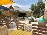 Hotel on Plonge Junior Hotels near Dolphinarium