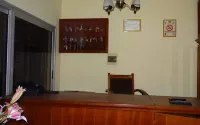 Residence Hotel Badjo - شقق