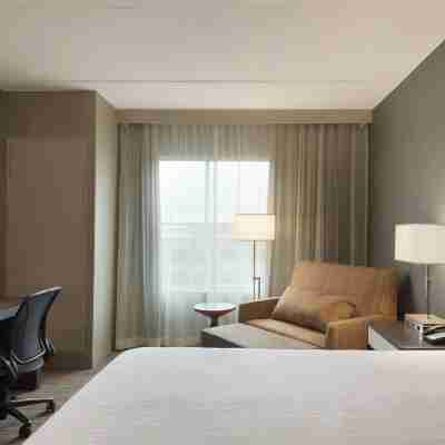 Hilton Garden Inn Rochester/University and Medical Center Rooms
