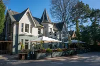 The Pavilion Arms Hotel di 