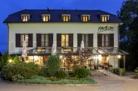 Pavilon Các khách sạn ở 