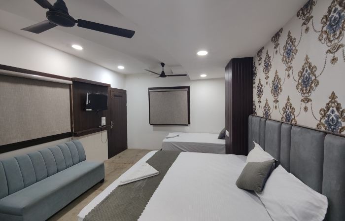Jhansi Castle Inn