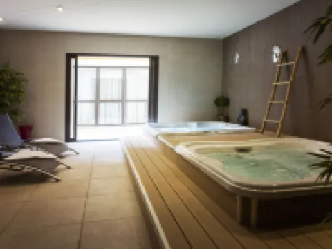 GRAND HOTEL D'ORANGE, BW SIGNATURE COLLECTION BY BEST WESTERN Hotels in Orange