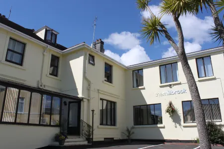 The Millbrook B&B Отели в г. Торки