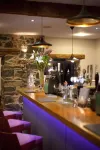 Cross Foxes - Bar Grill Rooms - 5 estrellas