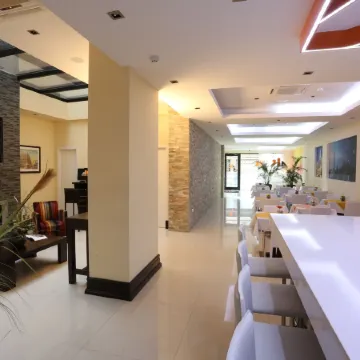 Puerto Mercado Hotel