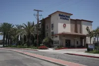 하버 인 & 스위트 스탠턴 대학 주변 호텔