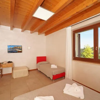 Agriturismo B&B Corte Tonolli Hotels near Borghetto sul Mincio
