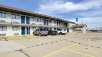 Motel 6 Dyersburg, TN - Parkplatz