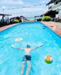 Veivaag Lodge - Pools