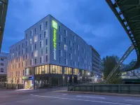 Holiday Inn Express Wuppertal - Hauptbahnhof Hotels near Historische Stadthalle Wuppertal