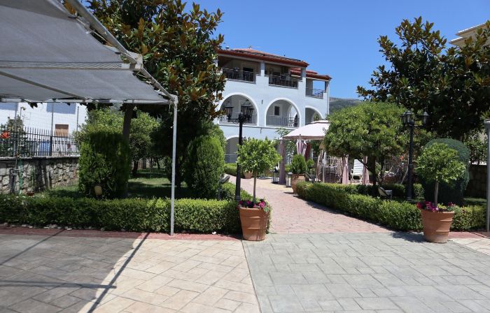 Delphin Rooms Sivota