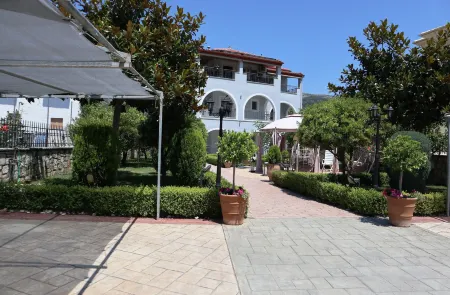 Delphin Rooms Sivota