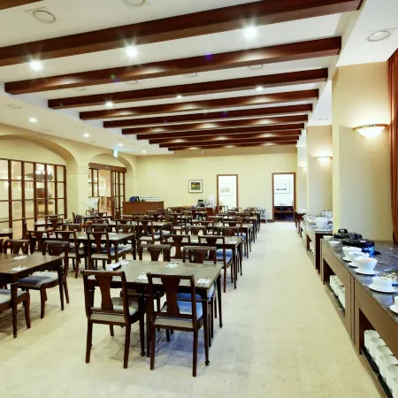 Hanwha Resort Seorak Sorano Отели рядом с достопримечательностью «Храм Синхынса»