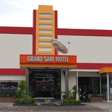 Grand Sari Hotel