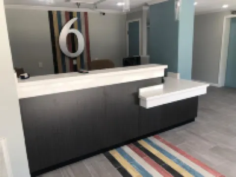 スタジオ 6 ヴィックスバーグ ミシッピ - ダウンタウン ヴィックスバーグのホテル