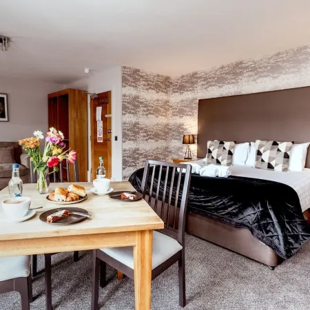 The Tower Gastro Pub & Apartments Hoteles en Crieff