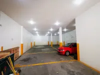 Casa Real - parking