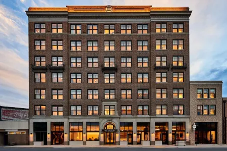 The Bristol Hotel Отели в г. Бристоль