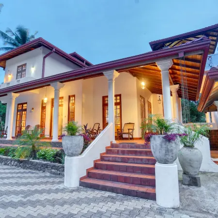 Om Residence