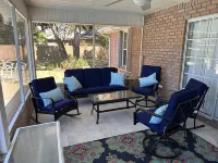 Coastal Retreat 3 Bedroom Home by RedAwning - Balkoner