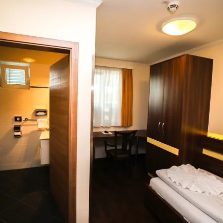 Primus Hotel & Apartments Отели рядом с достопримечательностью «Станция метро Oberlaa»