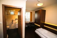 Primus Hotel & Apartments Các khách sạn ở Schwechat