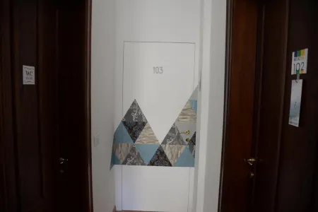 House of Trento - No Reception