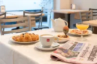 Hotel Victoria - breakfast