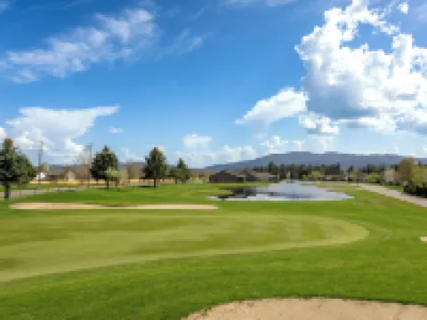 ザ スイーツ アット プレイリーフォールズ & イベントセンター ポスト・フォールズのホテル