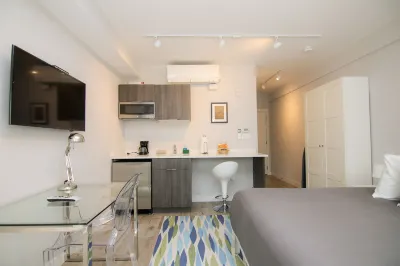 Maverick Suites at 89 Marion Hotels in 