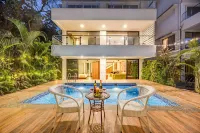 Casa Bliss