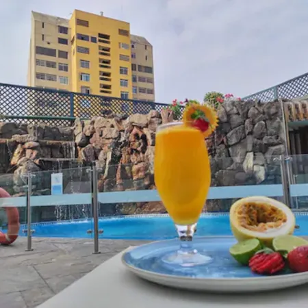 Hotel Estelar Miraflores Отели в г. Мирафлорес