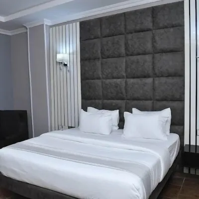 Binos Inn Hotel and Suites Hotels near House of Grace Benin, a CGMi Church