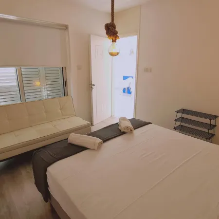 16 Pro - Stay Elias Garden Apartment