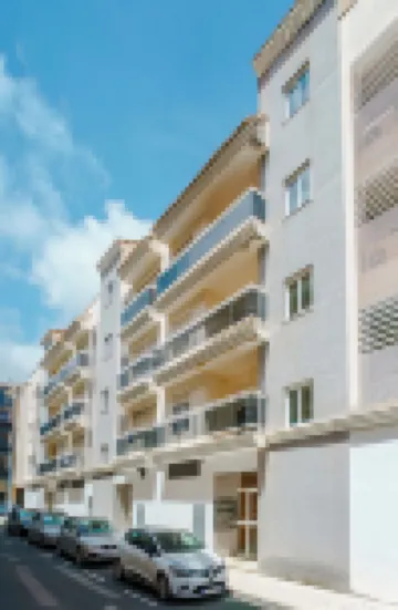 Edificio Mestral Hoteles cerca de Plage Nord