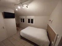 Domaine Ferme Sainte Anne Hotels in Langres