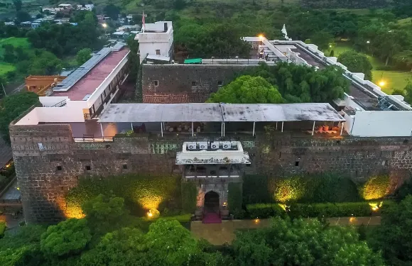 賈達夫加德堡 - 加德歷史酒店