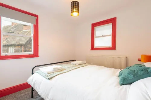 Host & Stay - Temple Gardens